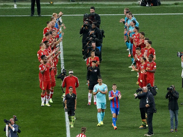 Liverpool and Crystal Palace Swap Historic Guard of Honor in Unprecedented Show of Respect